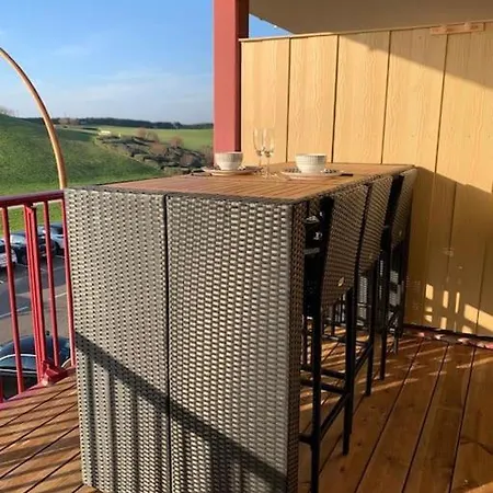 Entierement Renove Avec Vue Sur Ocean Apartment